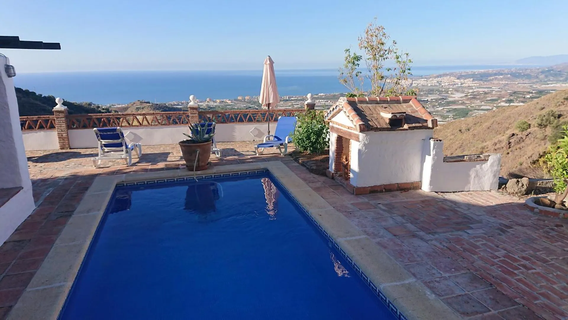Meerblick, Pool, 4 Schlafzimmer, 2 Baeder, Aircon Carraspite Ferienhaus