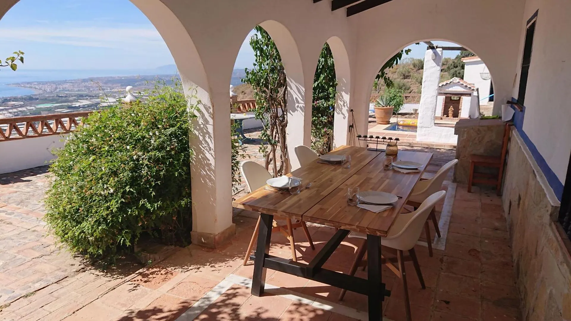 Ferienhaus Meerblick, Pool, 4 Schlafzimmer, 2 Baeder, Aircon Carraspite Spanien